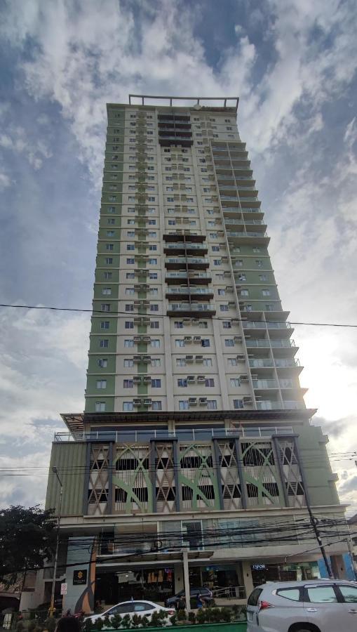 Sunvida Tower Aparthotel Cebu Exterior foto